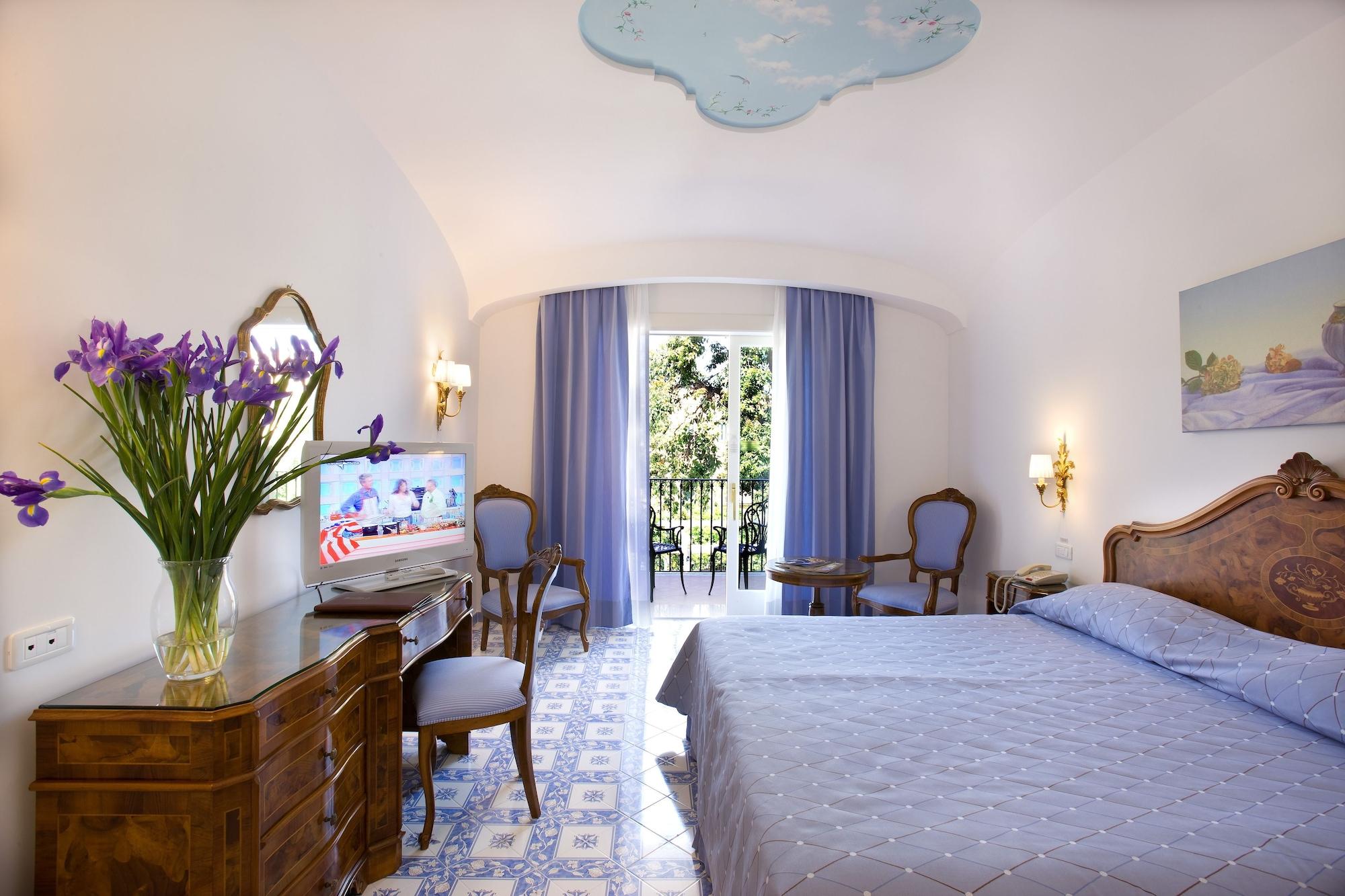 Grand Hotel La Favorita Sorrento Esterno foto