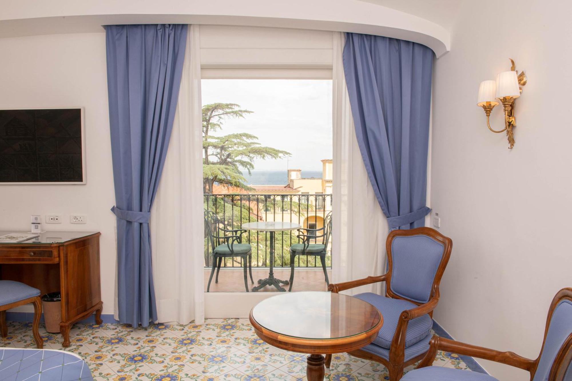 Grand Hotel La Favorita Sorrento Esterno foto