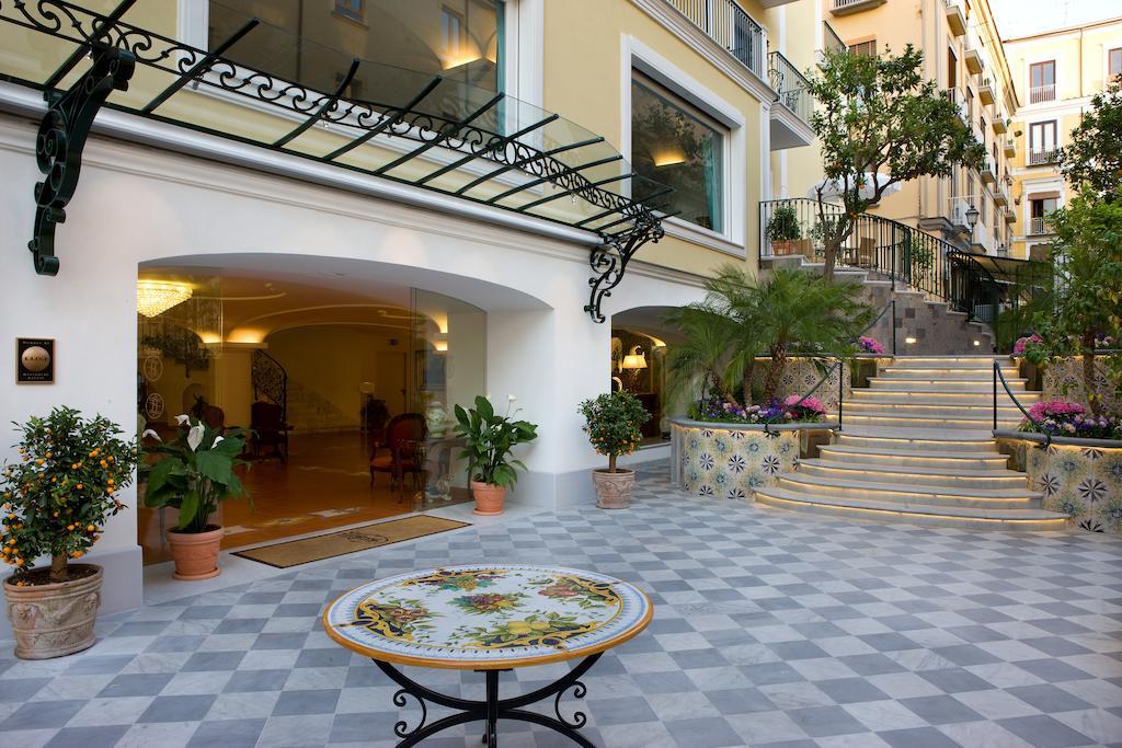 Grand Hotel La Favorita Sorrento Esterno foto