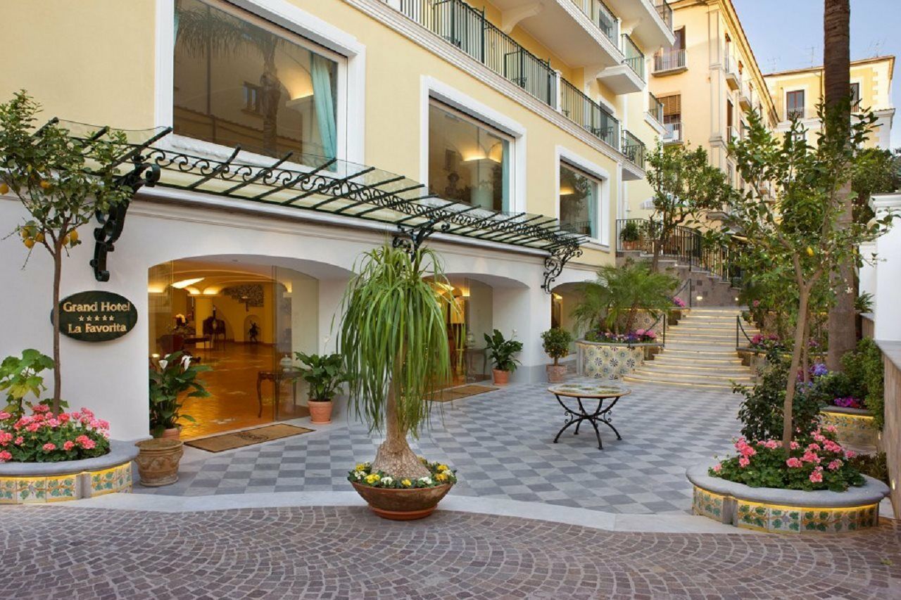 Grand Hotel La Favorita Sorrento Esterno foto